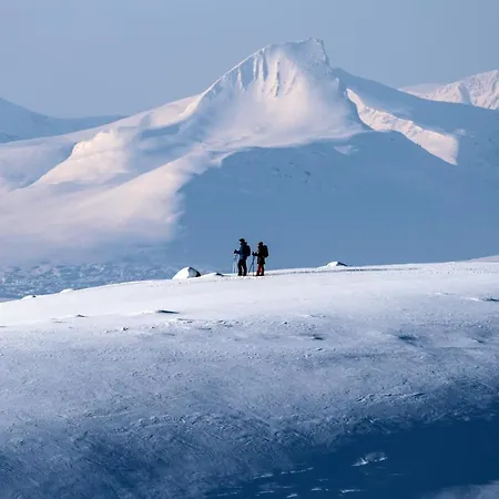Kilpisjaerven Retkeilykeskus * Kilpisjärvi